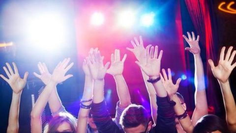 Kungani izwe limnyama futhi lilibi kangaka? Ngokuba kwesintu sezingeni eliphezulu lokukhohlakala, ingabe kufanele libhujiswe?