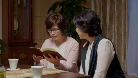 Indlela Engacishe Ngaba Ngayo Yintombi Eyisiwula